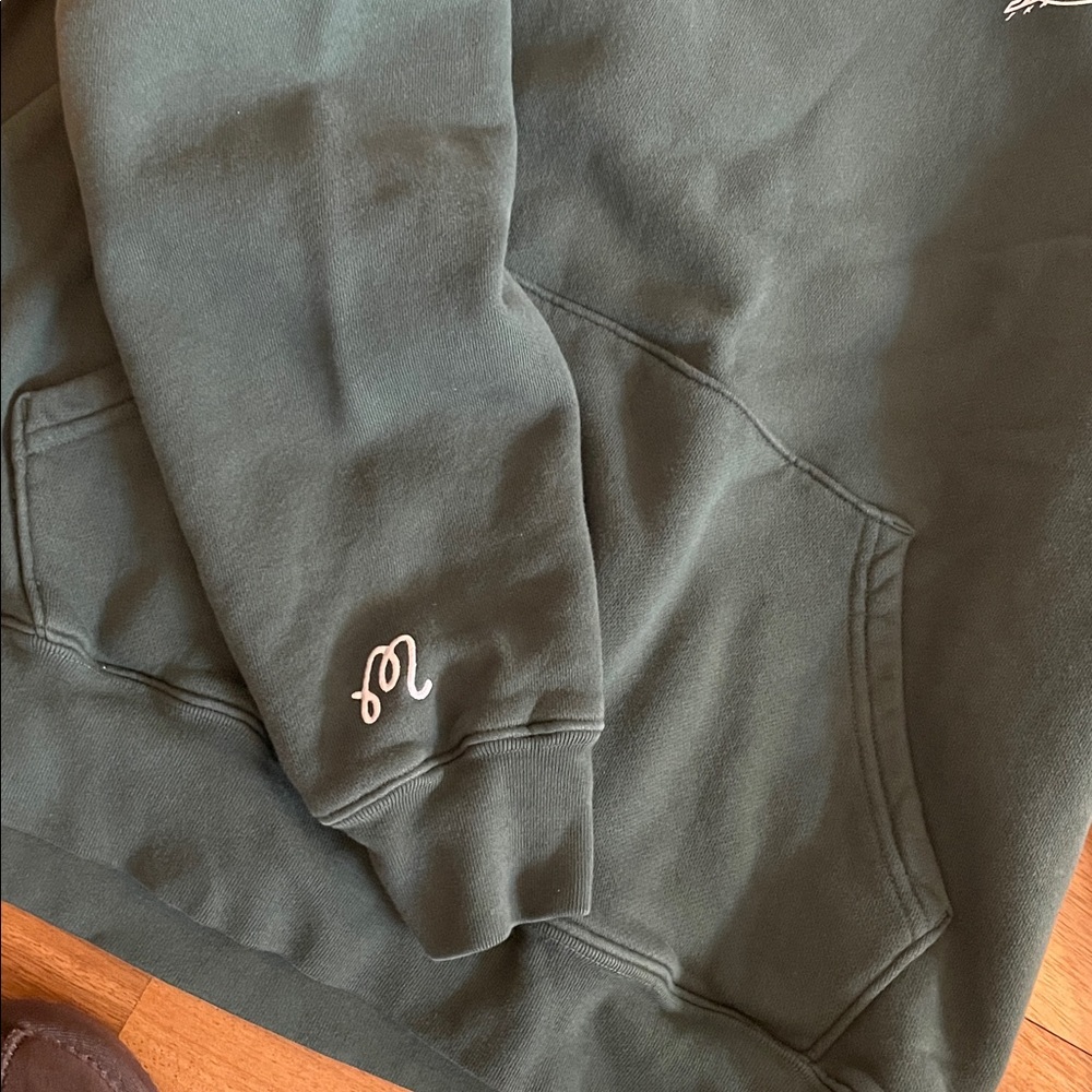 Malbon x Santa Cruz Green Hoodie (men’s Small) - Picture 6 of 7